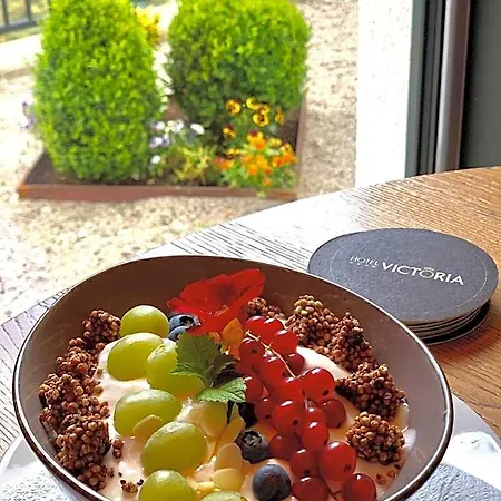 Victoria - Adults Only Bar & Breakfast Hotel