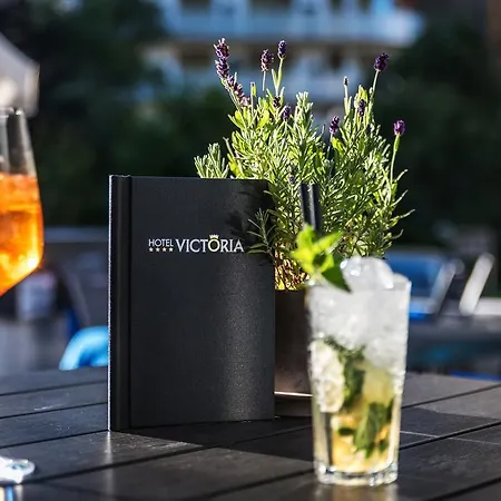 Hotel Victoria - Adults Only Bar & Breakfast 4*