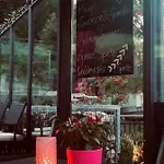 Ξενοδοχείο Victoria - Adults Only Breakfast Brunch & Bar 4*
